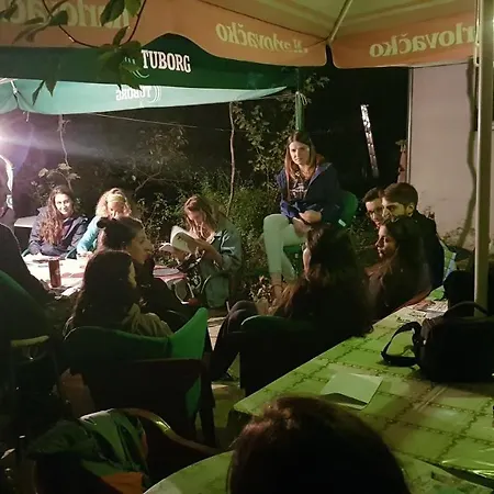 Ivanka Ap C Sa Grijanim Bazenom I Besplatnim Parkingom * 穆泰尔岛