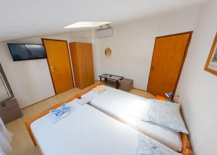 Appartamento Ivanka Ap C Sa Grijanim Bazenom I Besplatnim Parkingom *